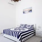 Apartment Casa Allegria Vicino A Tutto Viareggio